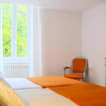 Maison La Douane - Comprends Nettoyage Professionnel Et Le Linge *